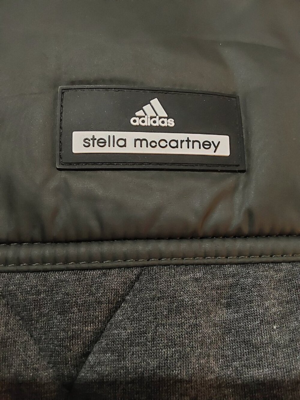 Adidas x Stella McCartney Lightweight Puffer Vest Gilet Green Utility/Luxury - L - Picture 9 of 13